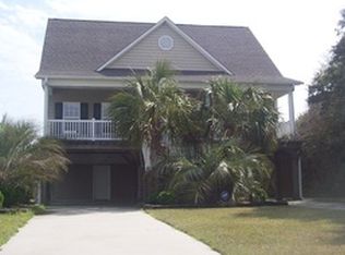 1913 E Pelican Dr, Oak Island, NC 28465