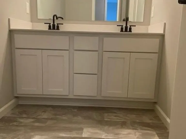 4810 Airlake Dr — Photo 3