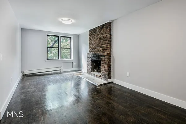 Rented by MNS Marketing | media 40