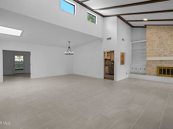 5th image of 5108 Willow Creek Cir