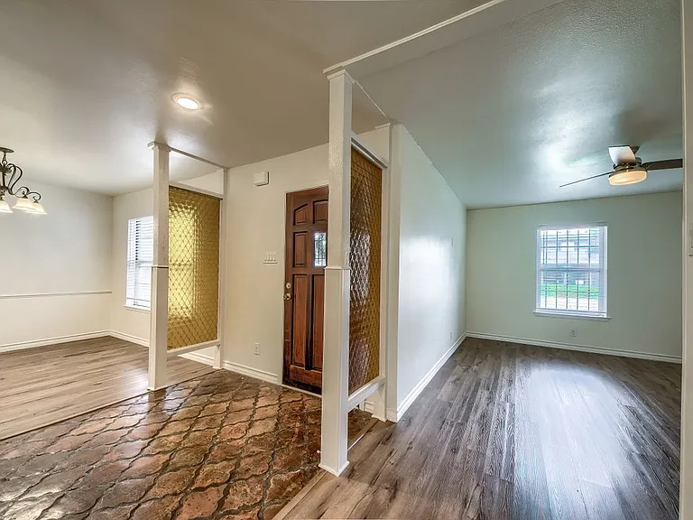 3106 Manila Dr — Photo 5