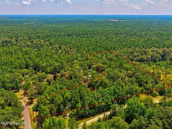 2nd image of 20237 Fox Ridge Dr