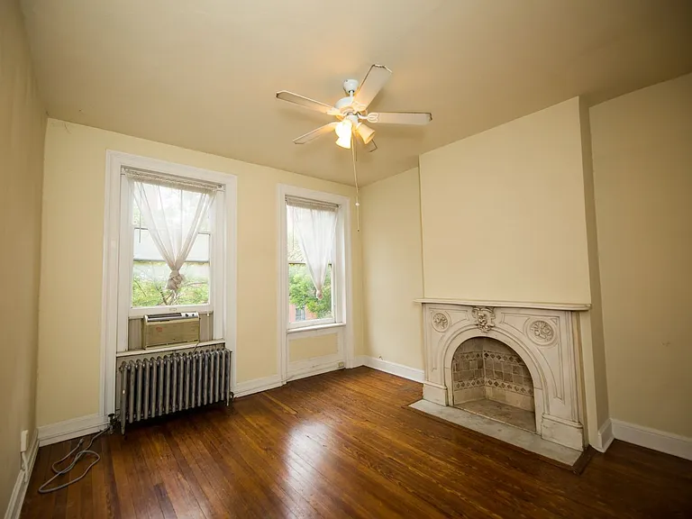 10 E. Read St — Photo 9