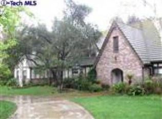 4138 Cambridge Rd, La Canada Flintridge, CA 91011