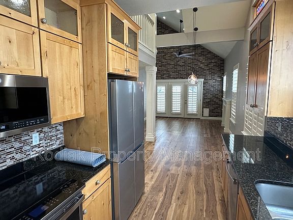 4th image of 2936 S Garden Farm Ln