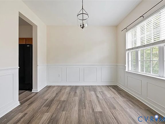 3rd image of 4716 Milfax Rd