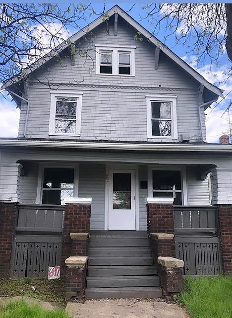 1st image of 697 Grant St #1
