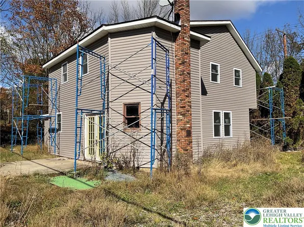 265 Mill Rd, Lehighton, PA 18235