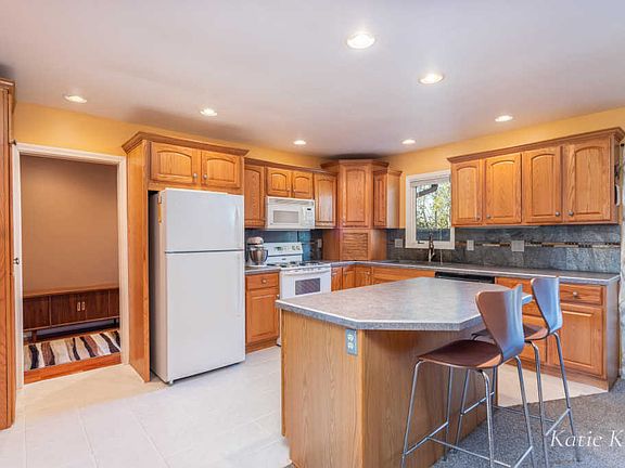 5th image of 6064 Parview Dr SE #4