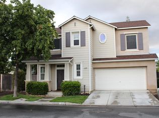 1756 N Avignon Ln, Clovis, CA 93619