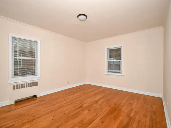 180-14 69th Avenue image 7 of 22