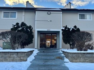 880 E Old Willow Rd APT 282, Prospect Heights, IL 60070