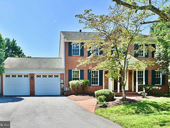 2nd image of 2 Dunleith Ct