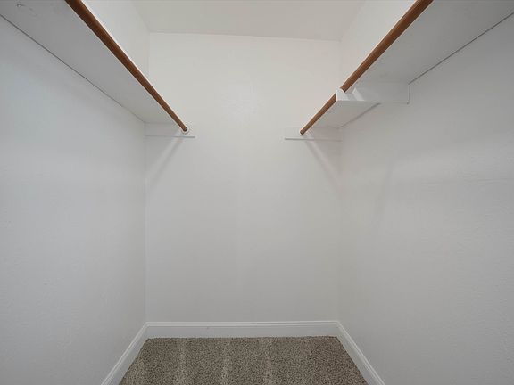 3rd image of 2203 Sheraton Dr