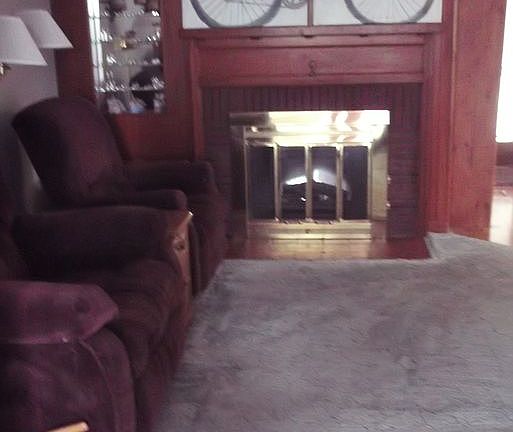 4th image of 313 NE Brace St