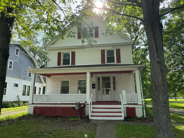 641 S Court St, Medina, OH 44256