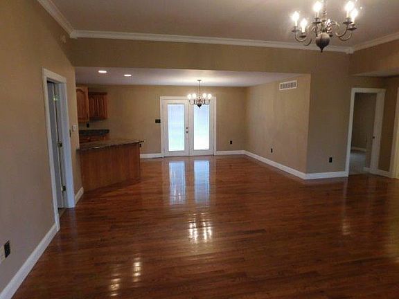 5th image of 106 Dove Trace Dr