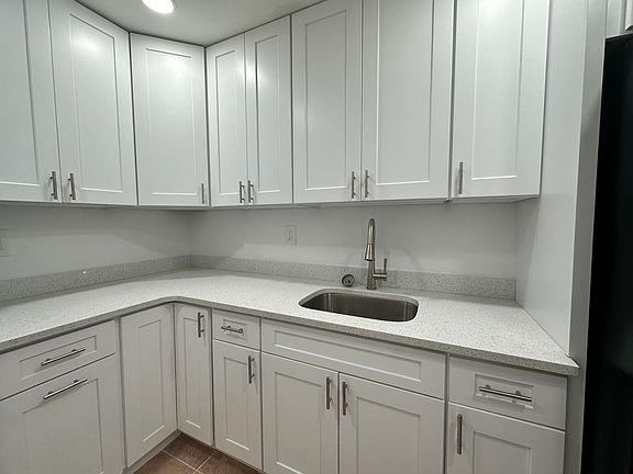 2nd image of 4810 Skillman Ave #2