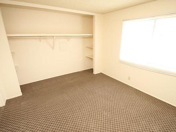 4th image of 1540 38th St APT 3