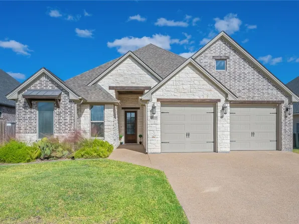 3911 Eskew Dr, College Station, TX 77845