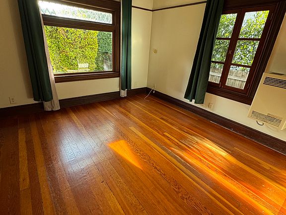 5th image of 215 N Avenue 52 #A