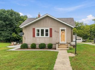 511 S Reed St, Sheffield, IL 61361