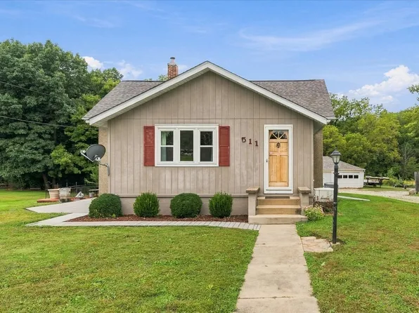 511 S Reed St, Sheffield, IL 61361