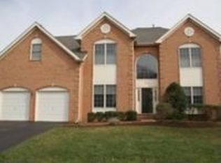 322 Alderwood Dr, Gaithersburg, MD 20878