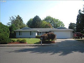 1st image of 1682 NE Kennedy Ln
