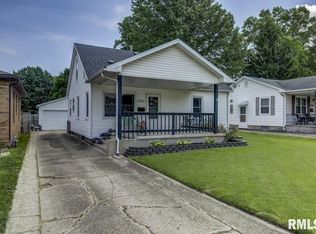 2524 S Pasfield St, Springfield, IL 62704