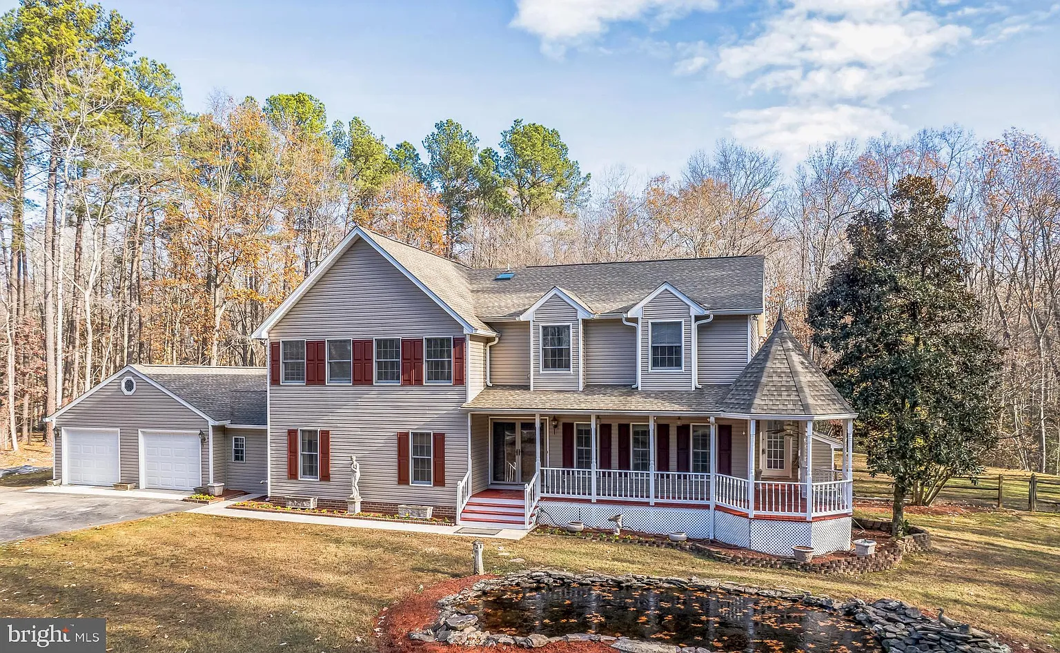 4520 Guinevere Ln photo 1