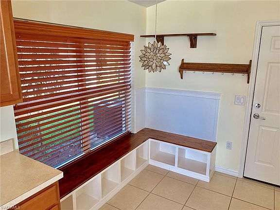 4th image of 4425 Steinbeck Way