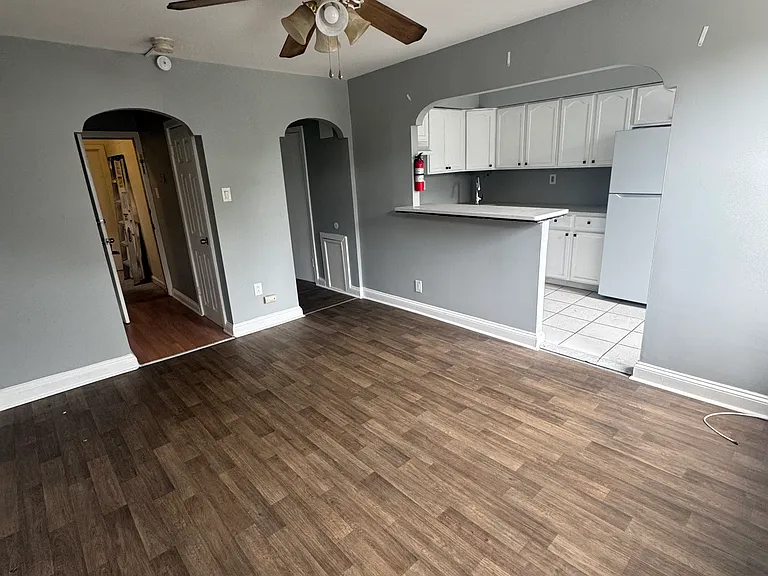 32 S Macdade Blvd #3 — Photo 2