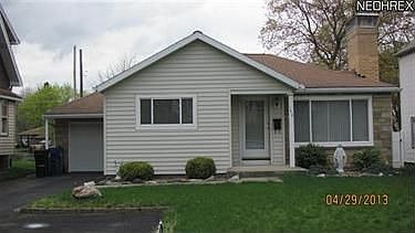 1st image of 142 Woodhill Dr