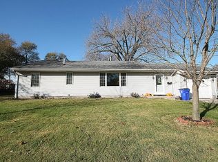 565 N 35th St, Decatur, IL 62521