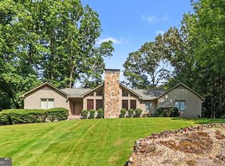 4098 Happy Valley Cir, Newnan, GA 30263