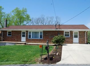 3320 Rushmore Rd, Kingsport, TN 37660