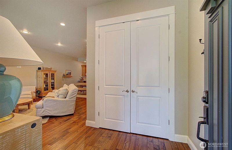 3rd image of 4117 NW 77th Avenue