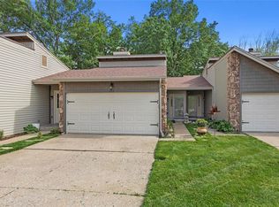 322 Villa Dr, Lake Saint Louis, MO 63367