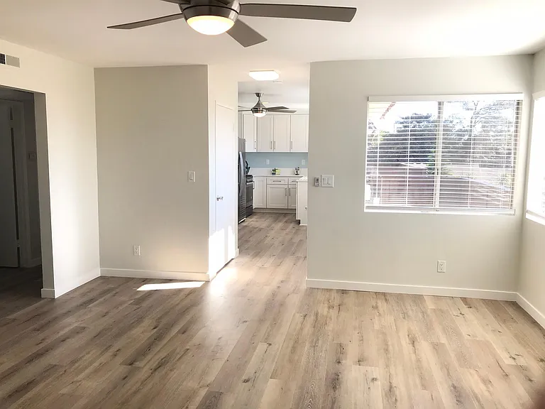 130 W Avenida Algodon #C — Photo 15