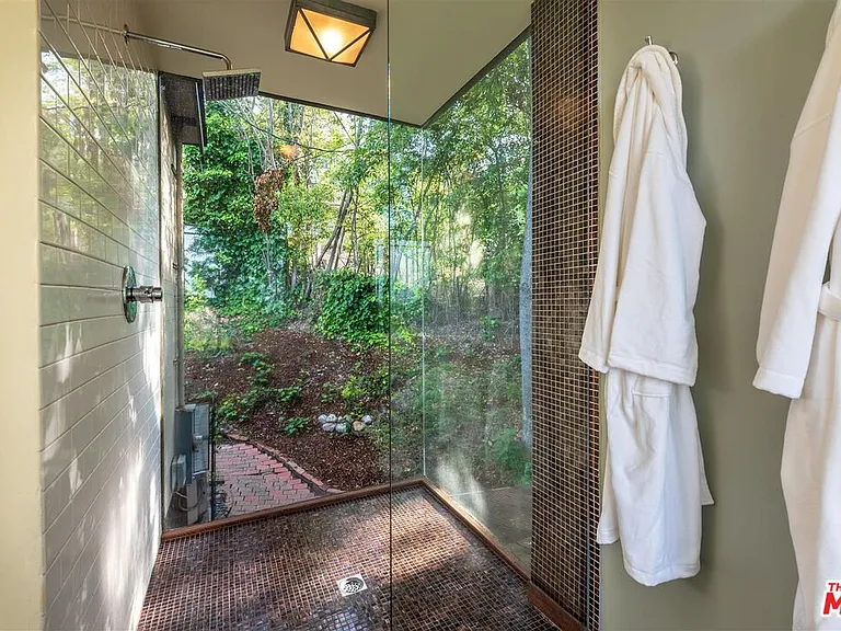 13480 Contour Dr — Photo 16