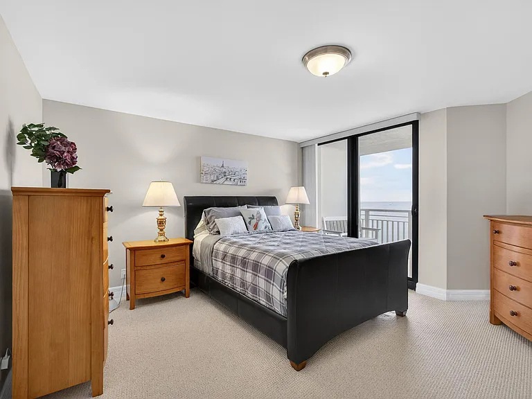 3000 N Ocean Dr — Photo 33