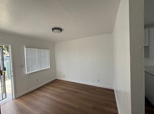 1946 1/2 E 112th St, Los Angeles, CA 90059