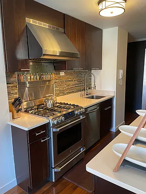 Sold by Hauseit LLC | media 13