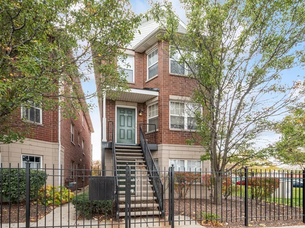 671 W Division St #1-A, Chicago, IL 60610