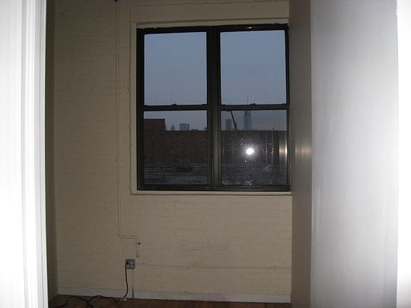 3rd image of 481 Wythe Ave #1