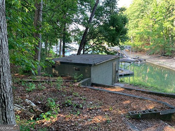 4th image of 6103 Lake Lanier Heights Rd