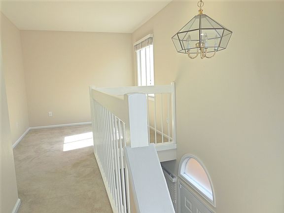 2nd image of 133 S Jackson St APT 12