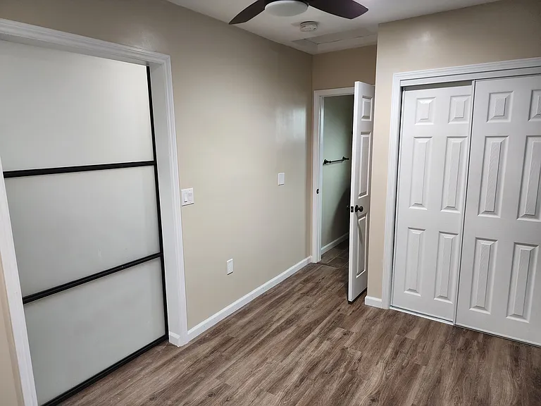 6505 White Oak Ave — Photo 18