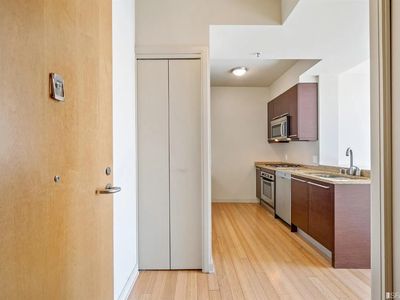 425 1st St - Image 5